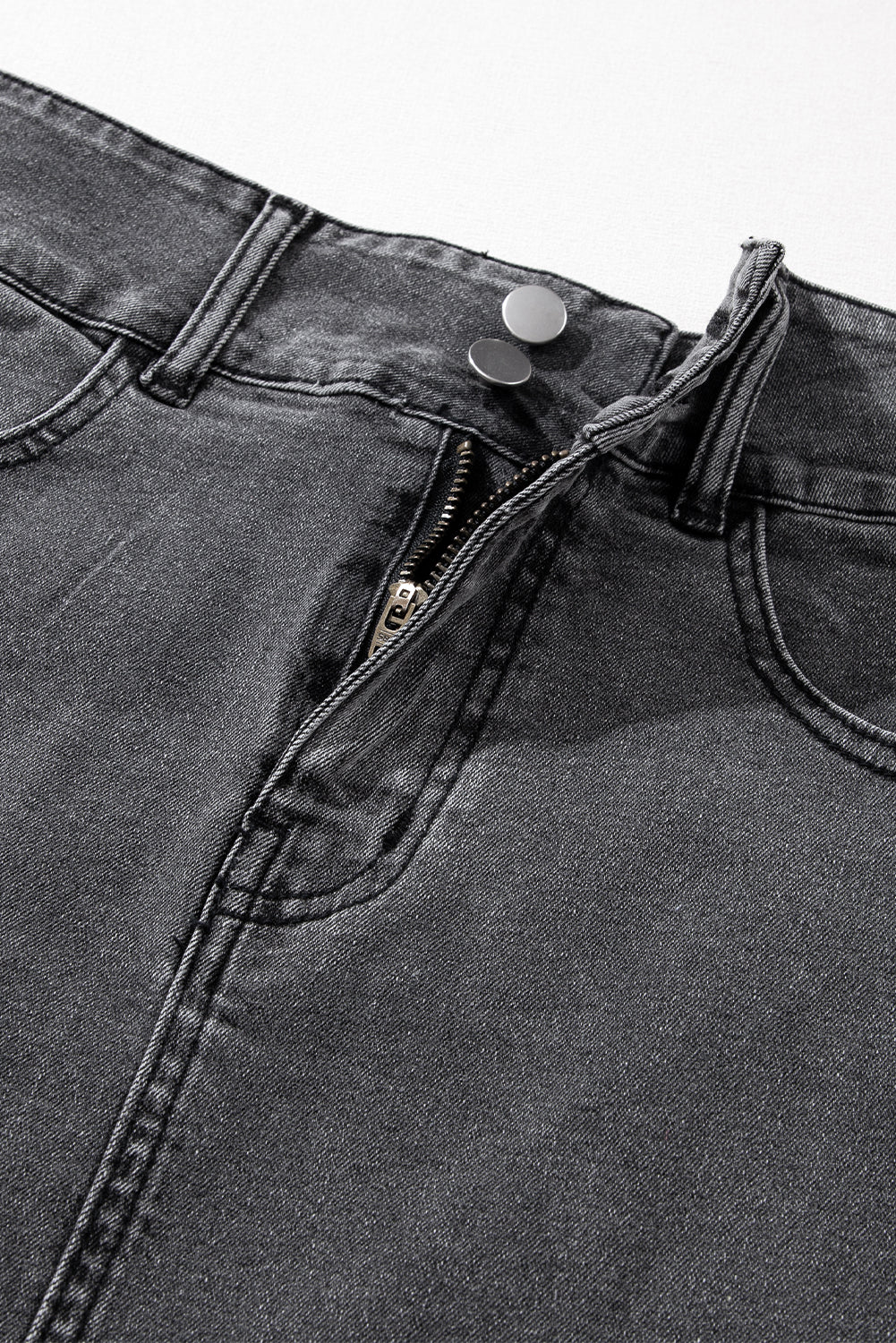 Black Raw Edge Side Slits Buttoned Midi Denim Skirt