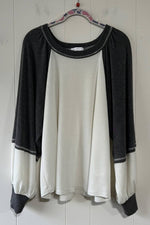 Color Block Contrast Knit Sweatshirt / TEU13748SA